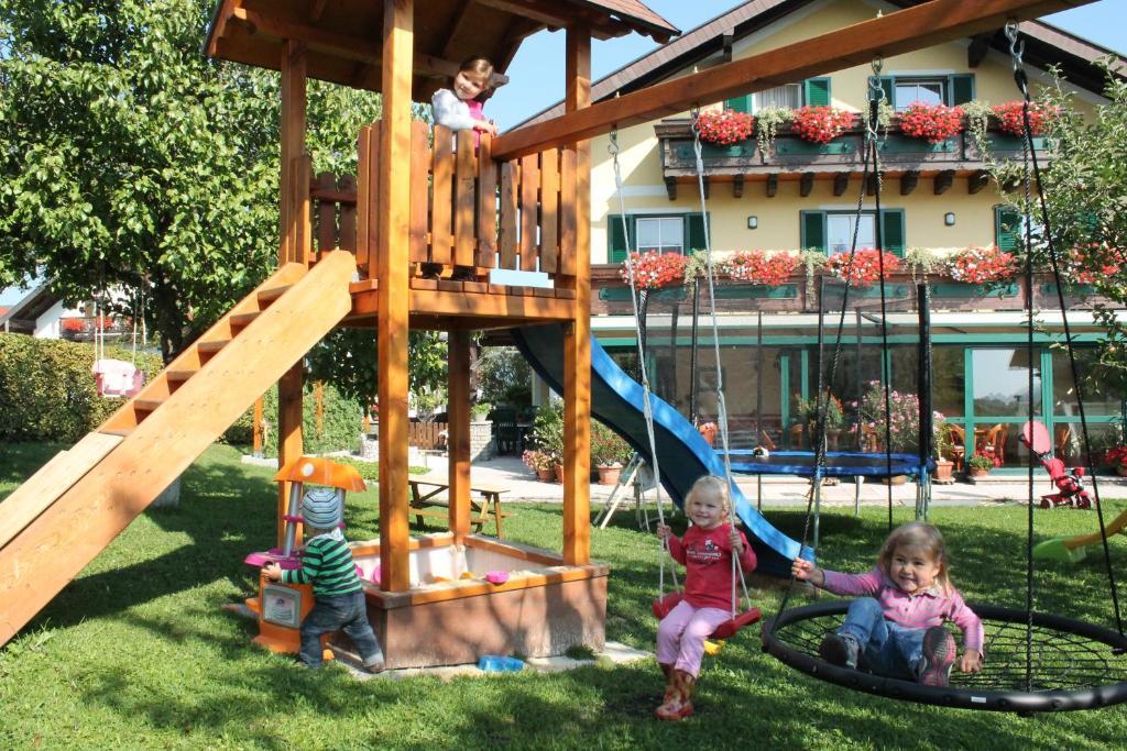 Pension Winter Zell am Moos Exterior foto
